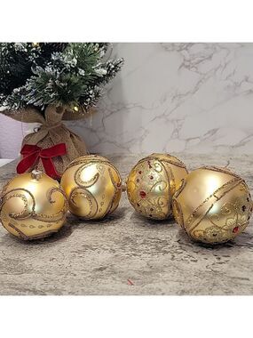 Set of 4 Gold Large oversized Ball Christmas Ornaments